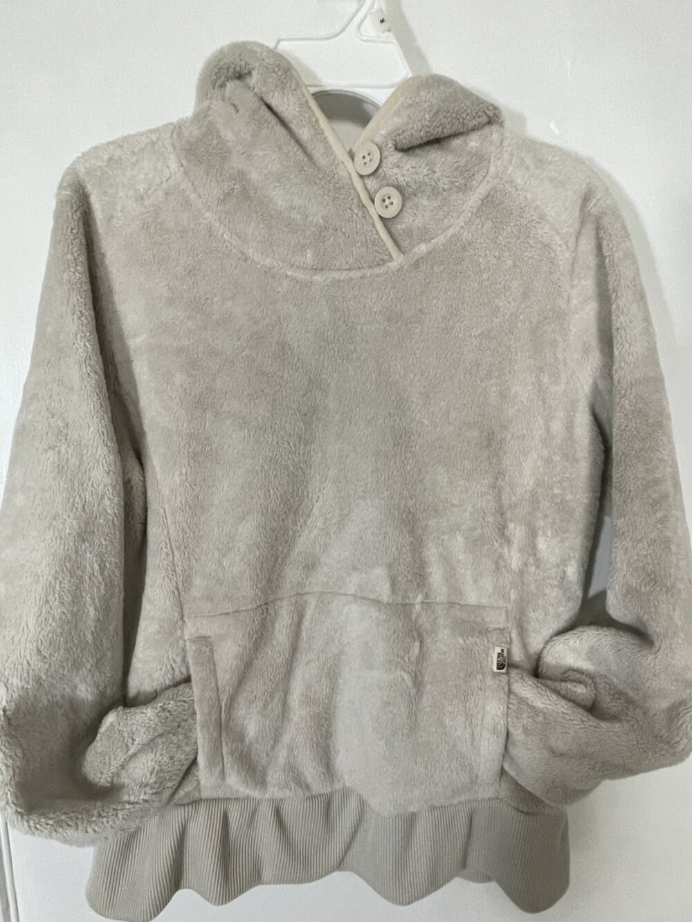 The North Face Women’s Hooded Fleece, Med – Cream/Tan, 2‑Button Style Retro-Look